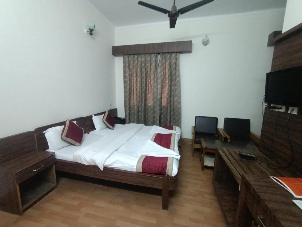 Hotel Midtown Haridwar Bagian luar foto