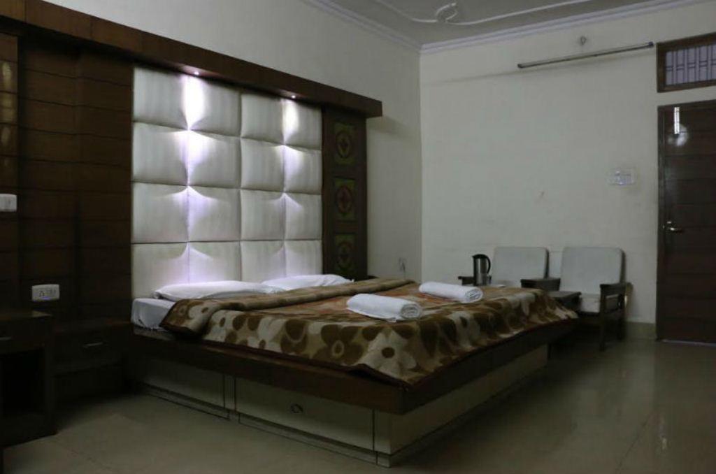 Hotel Midtown Haridwar Bagian luar foto