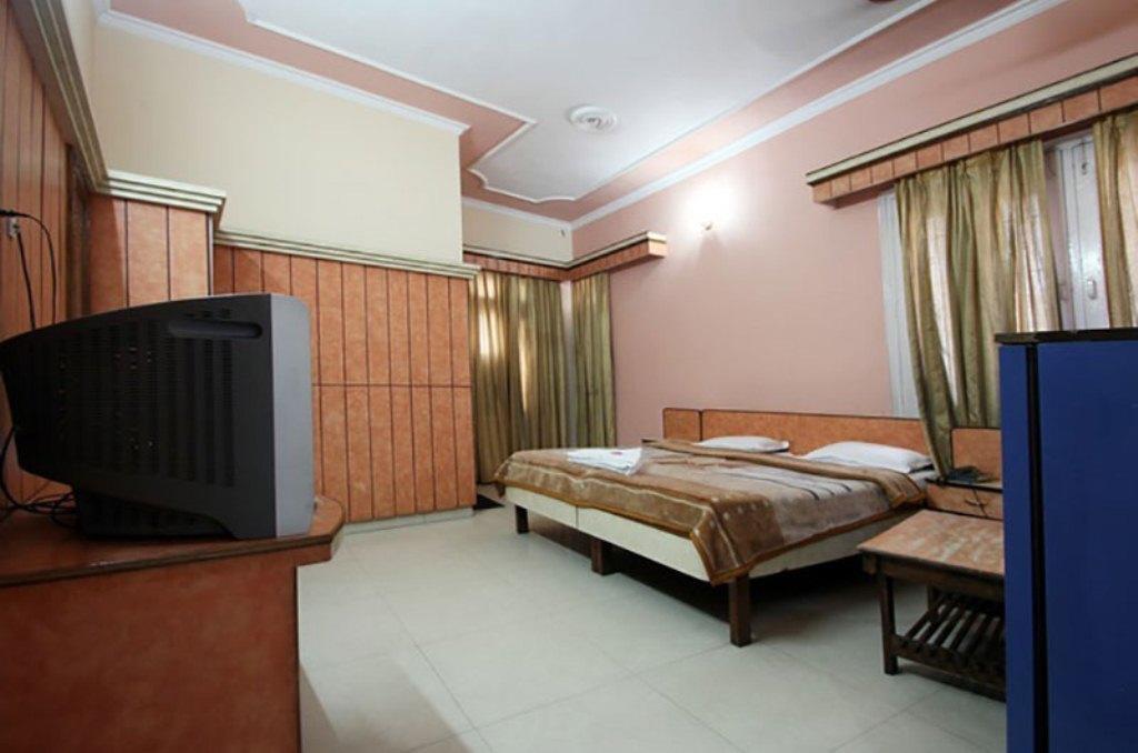 Hotel Midtown Haridwar Bagian luar foto