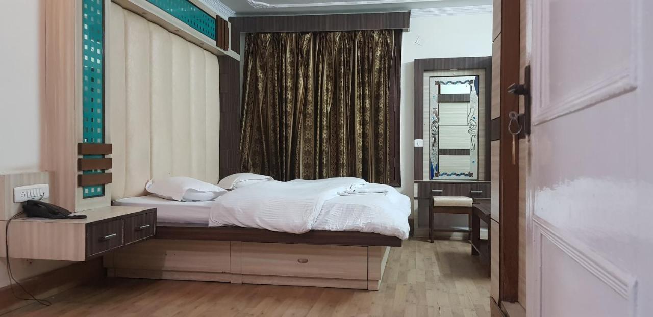Hotel Midtown Haridwar Bagian luar foto